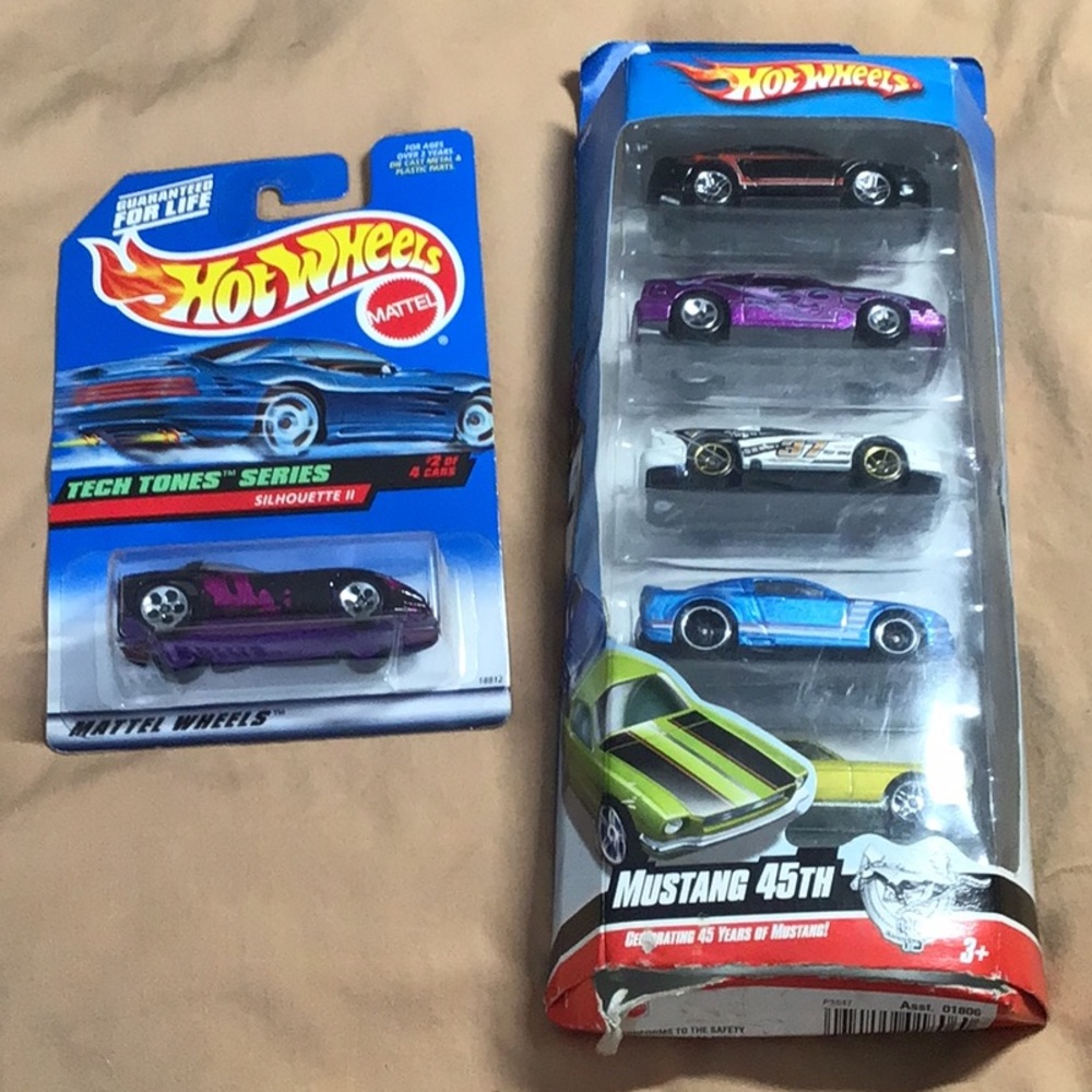 Mattel Hot Wheels bundle